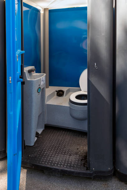 Best Porta potty delivery and setup  in Fife Heights, WA