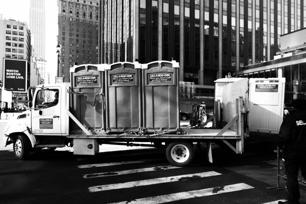 Best Portable bathroom rental  in Fife Heights, WA